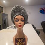 Auto gele, silver gray